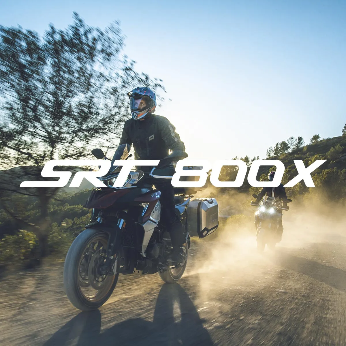 QJMotor SRT 800X, en situation