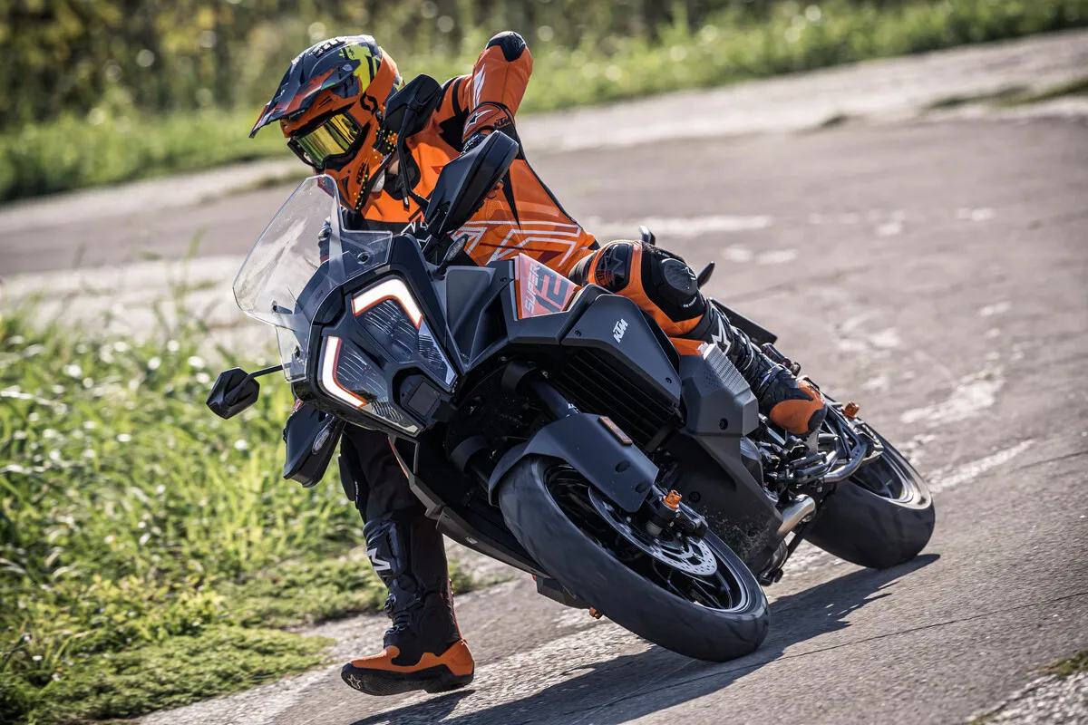 KTM 1290 Super Adventure S, en situation
