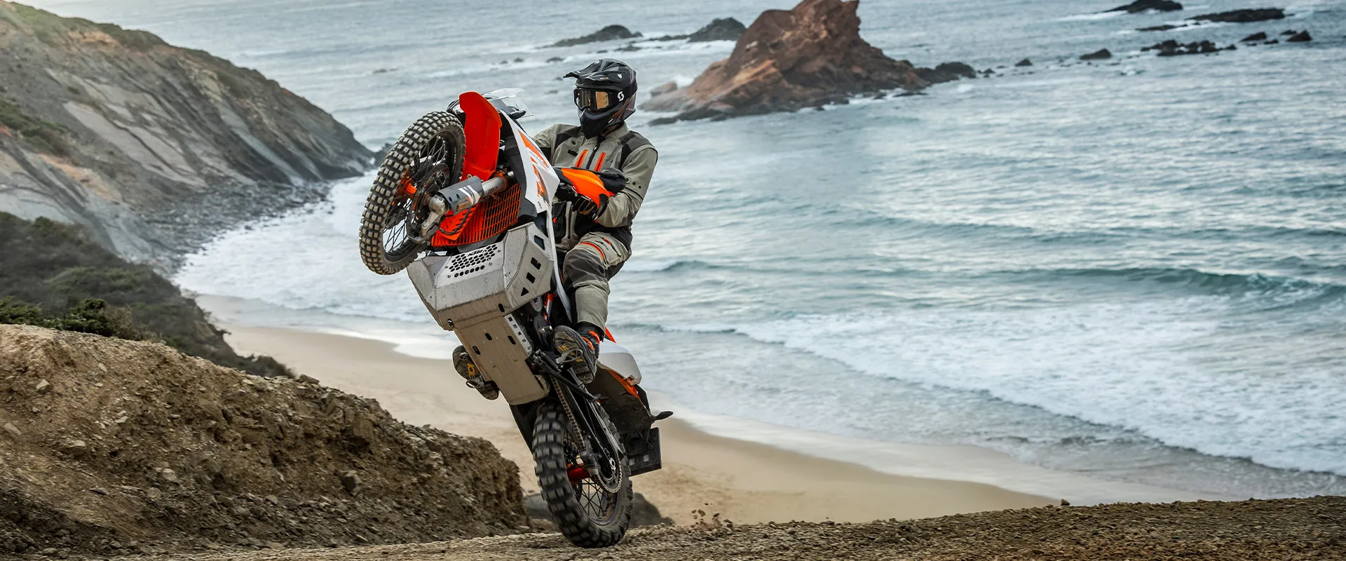 KTM 890 Adventure R, en situation